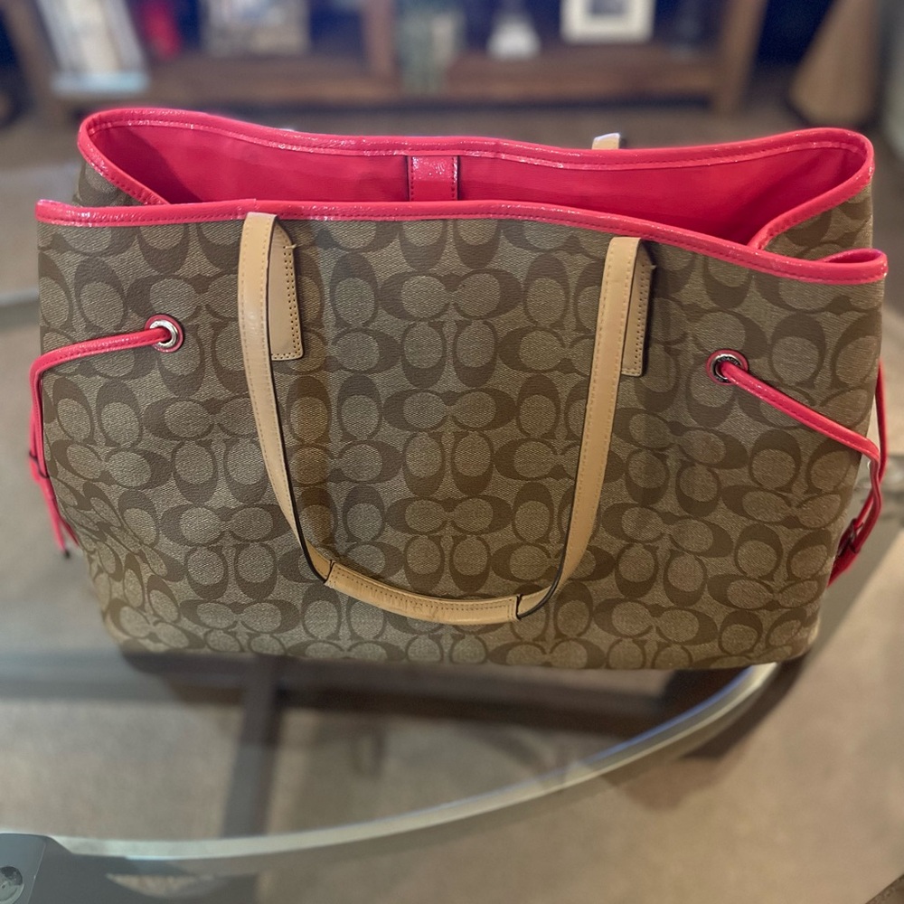Coach Brown and Pink Women's Bag - Picture 2 of 10